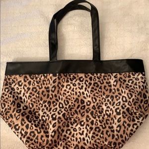 Bloomingdales Cheetah print tote